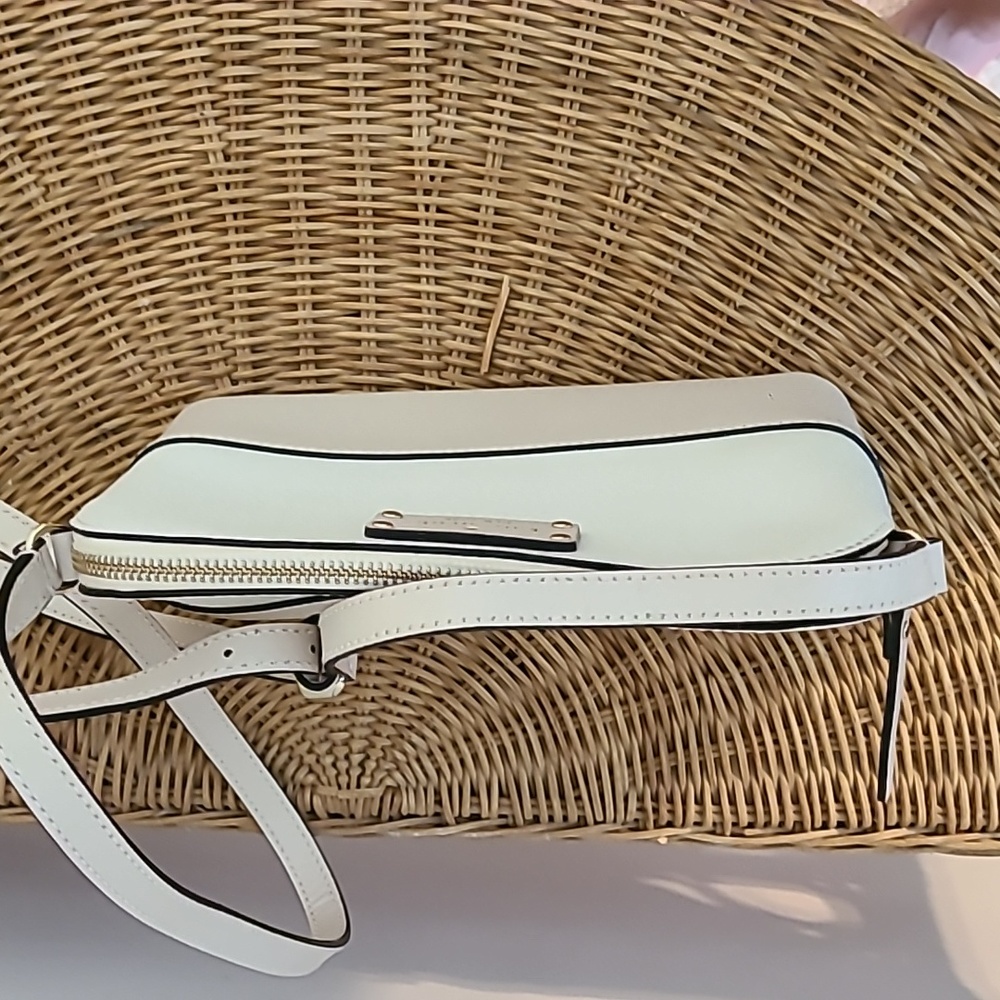 Neutral Kate Spade ♠️ Cross body - Picture 3 of 4